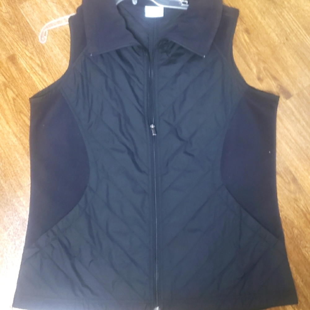 Columbia vest